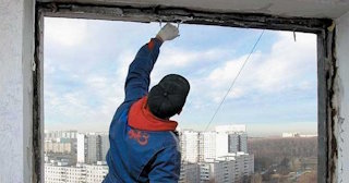 Демонтаж остекления балкона в Печоре - цена от 561 руб. - Сварной-Пчр